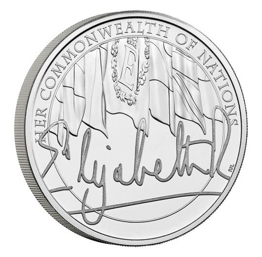2022 The Queens Reign The Commonwealth £5